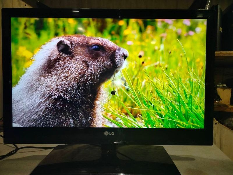 Телевізор LG модель 32LV3400  TV-0001 фото