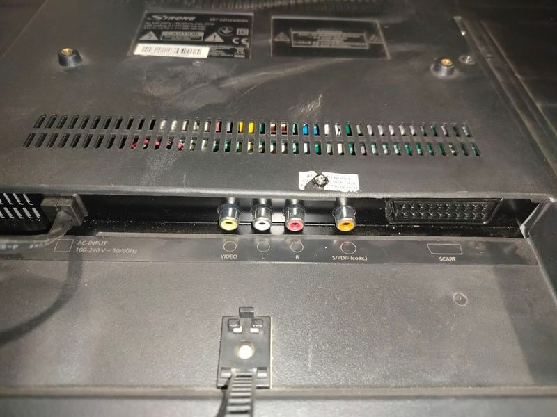 Телевізор Strong SRT32HZ4003N TV-0003 фото
