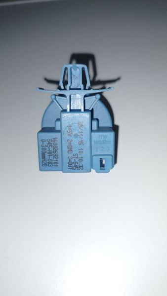 Пресостат (датчик рівня води) Ariston C00289362 PR-0002-0001 фото